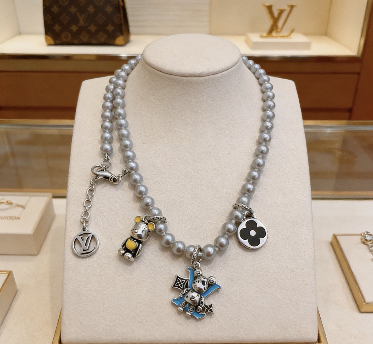 Louis Vuitton LV路易威登项链 潮流 男女均可佩戴