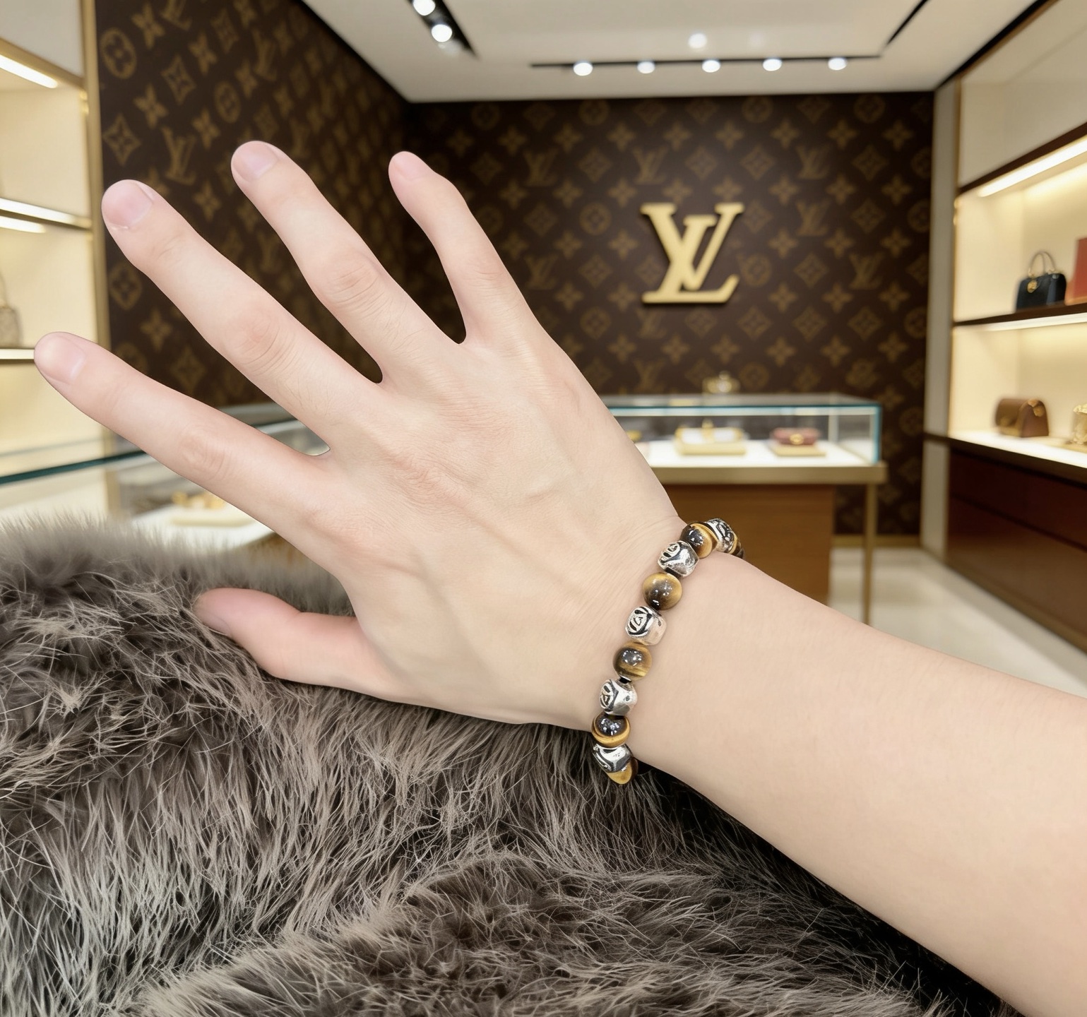 Louis Vuitton 精工版本 LV路易威登 权志龙