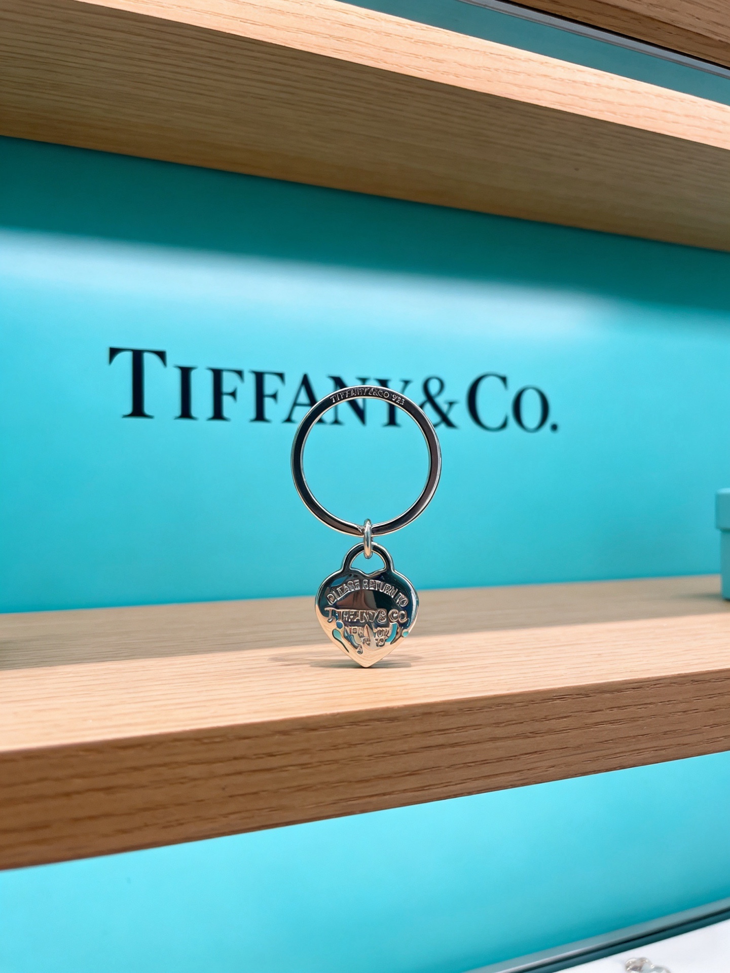 Tiffany & Co. 新品发布蒂芙尼钥匙扣 包包扣 最新款包包挂饰档次更高 系列 款设计理念钥匙扣系列