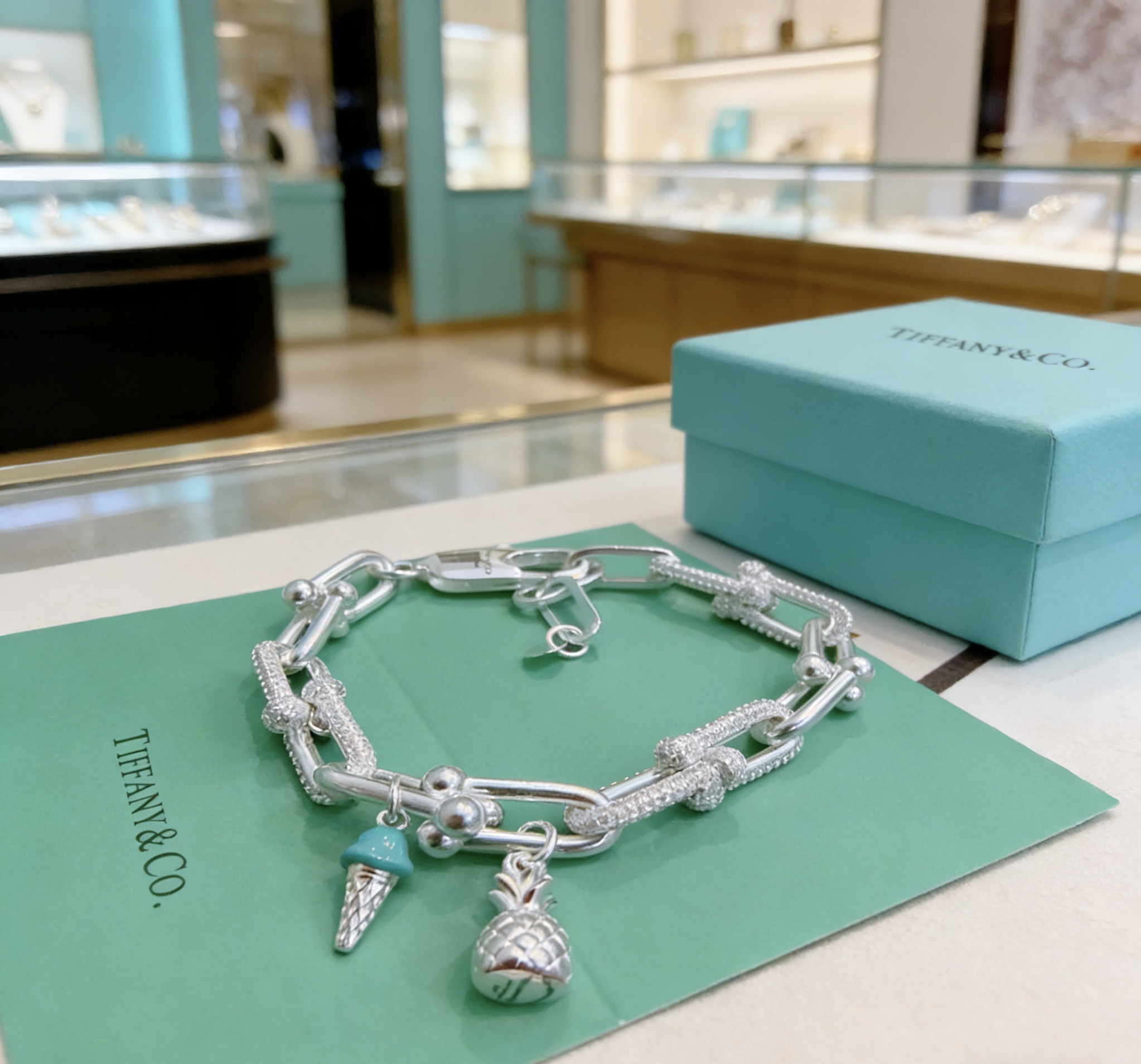 Tiffany & Co. 新款蒂芙尼手链TIFFNY&CO