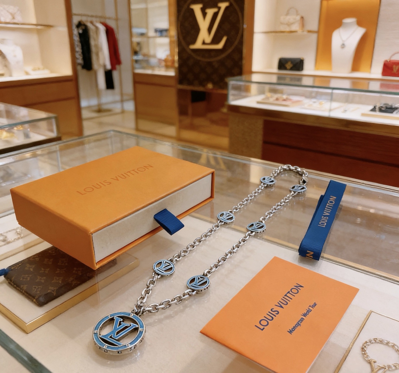 Louis Vuitton 路易威登 LV项链 潮流 男女均可佩戴