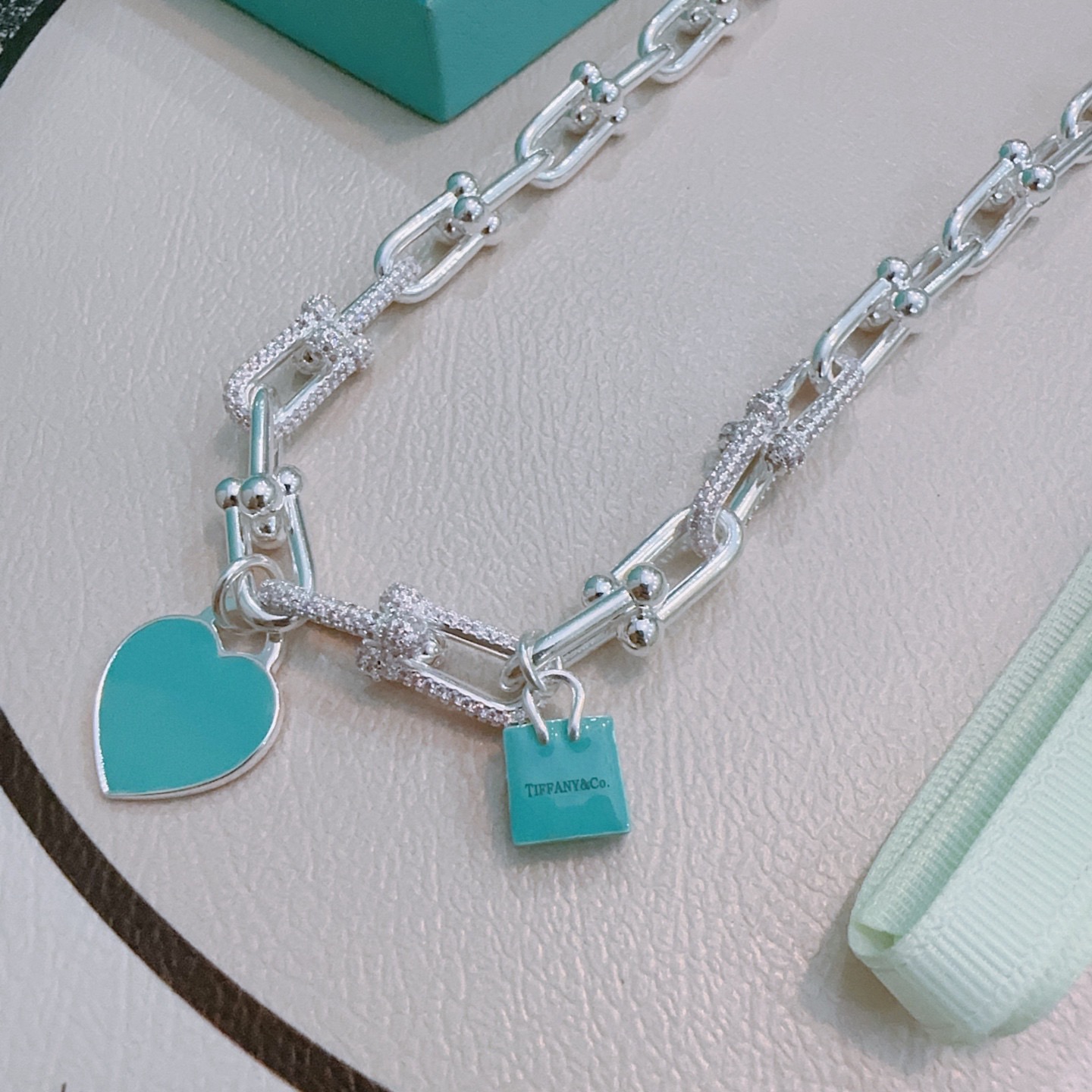 Tiffany & Co. 新款粉钻蒂芙尼项链TIFFNY&CO