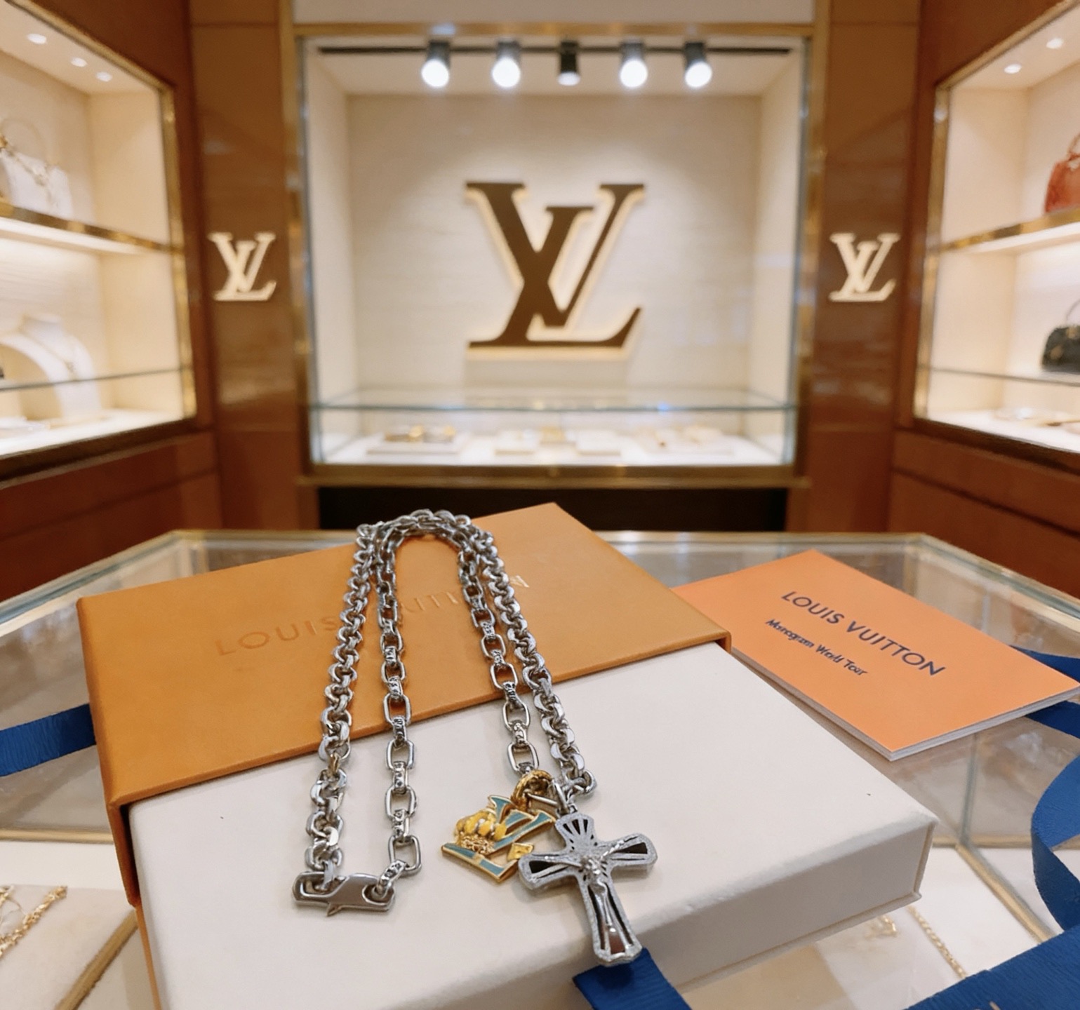 Louis Vuitton LV路易威登项链 潮流 男女均可佩戴