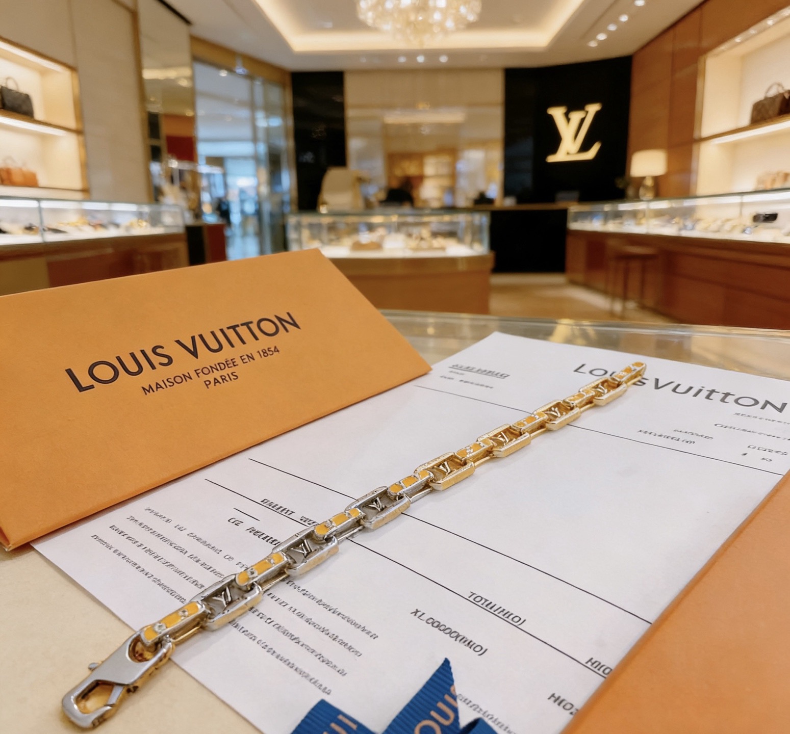 Louis Vuitton 高品质新款法郎路易威登LV手链 潮流 男女均可佩戴 同款 摇滚朋克泰银风格 元素 潮流百搭 项链最新款链条档次更高明星 款手链古巴链系列 银手链