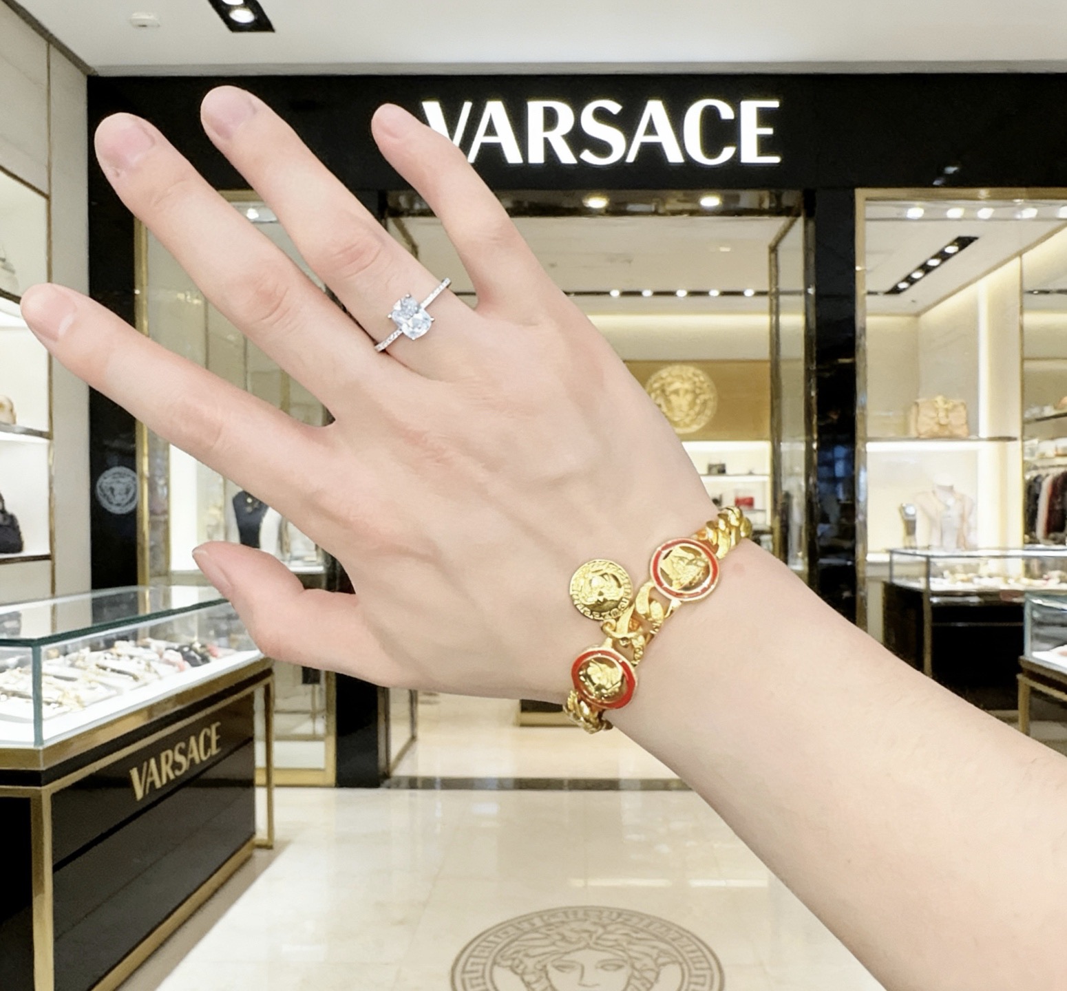 Versace 高品质范思哲手链美杜莎头像 新款开模 潮流 男女均可佩戴 同款 摇滚朋克泰银风格 元素 潮流百搭 手链最新款链条档次更高明星 款项链系列 银手链