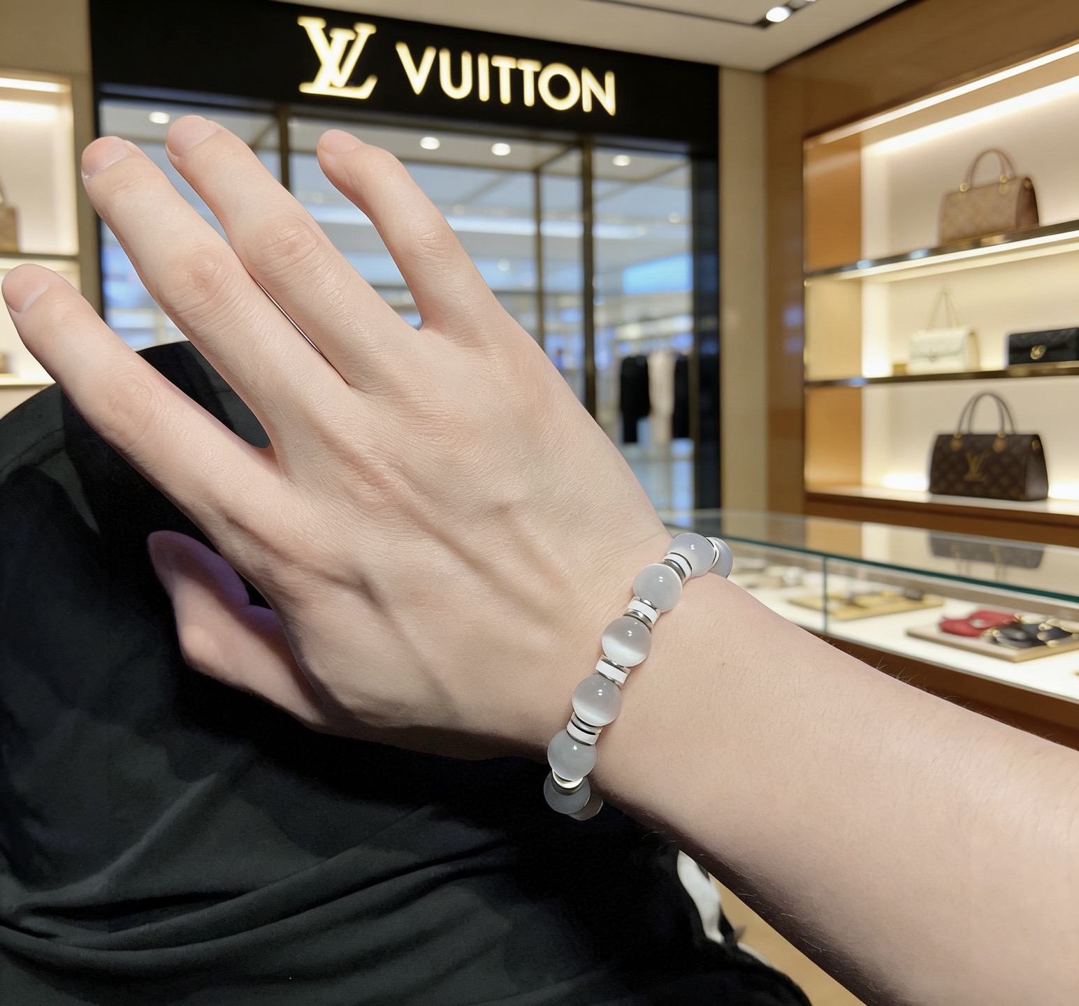 Louis Vuitton 精工版本 LV路易威登 权志龙