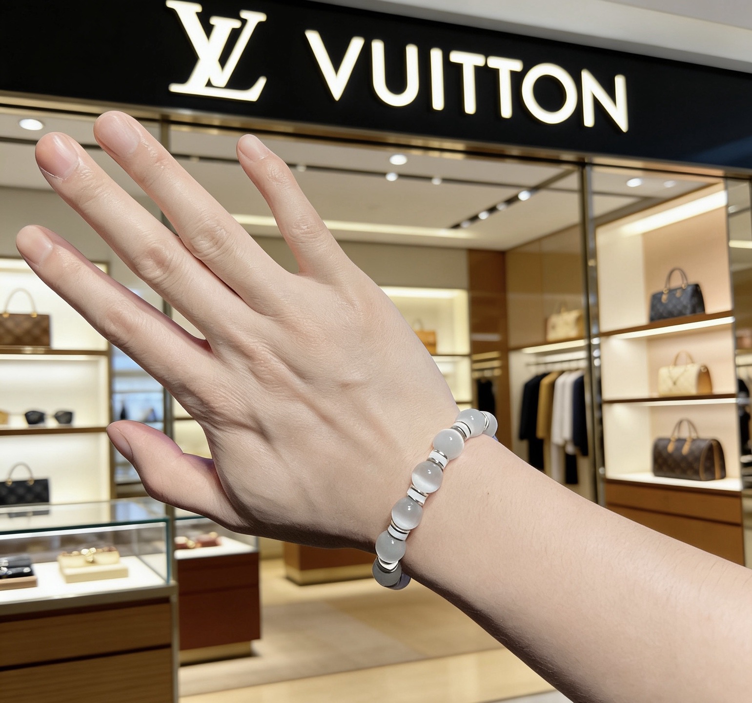 Louis Vuitton 精工版本 LV路易威登 权志龙