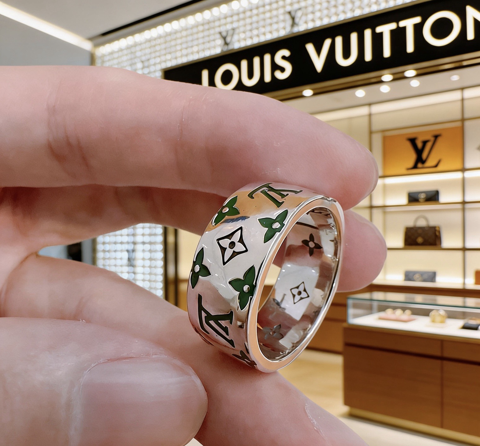 Louis Vuitton 高品质路易威登LV戒指 潮流 男女均可佩戴