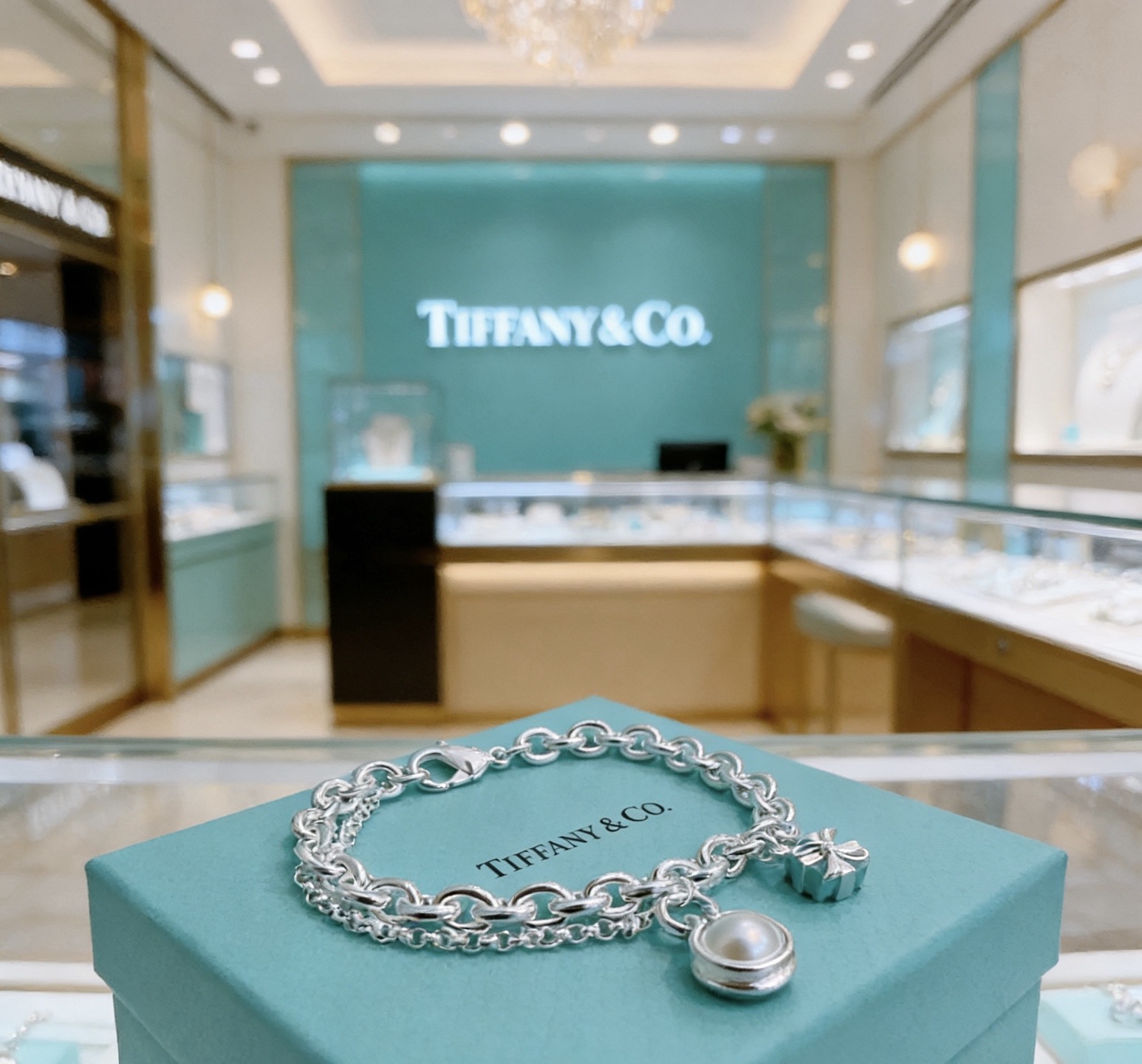 NO:766944,Tiffany TIFFNY&CO. Counter Seiko Silver Version Bracelet Same Style as Stars Retro Old Style Original Re-Engraved Purely Handmade ~ Genuine Open Mold Trendy Fashion Must-Have Can Be Weared by Men and Women Same Style for Couples Rock and Punk Silver Style Trendy and Versatile Same Style as Official Website, Boutique Jewelry, Tiffany, Bracelet19860909蒂芙尼 TIFFNY&CO. 专柜精工银版本手链明星同款 复古做旧风 原版复刻 纯手工打造 ～正品开模潮流时尚必备 男女均可佩戴 情侣款同款 摇滚朋克银风格 潮流百搭 官网同款,饰品精品,tiffany,bracelet,Jewelry