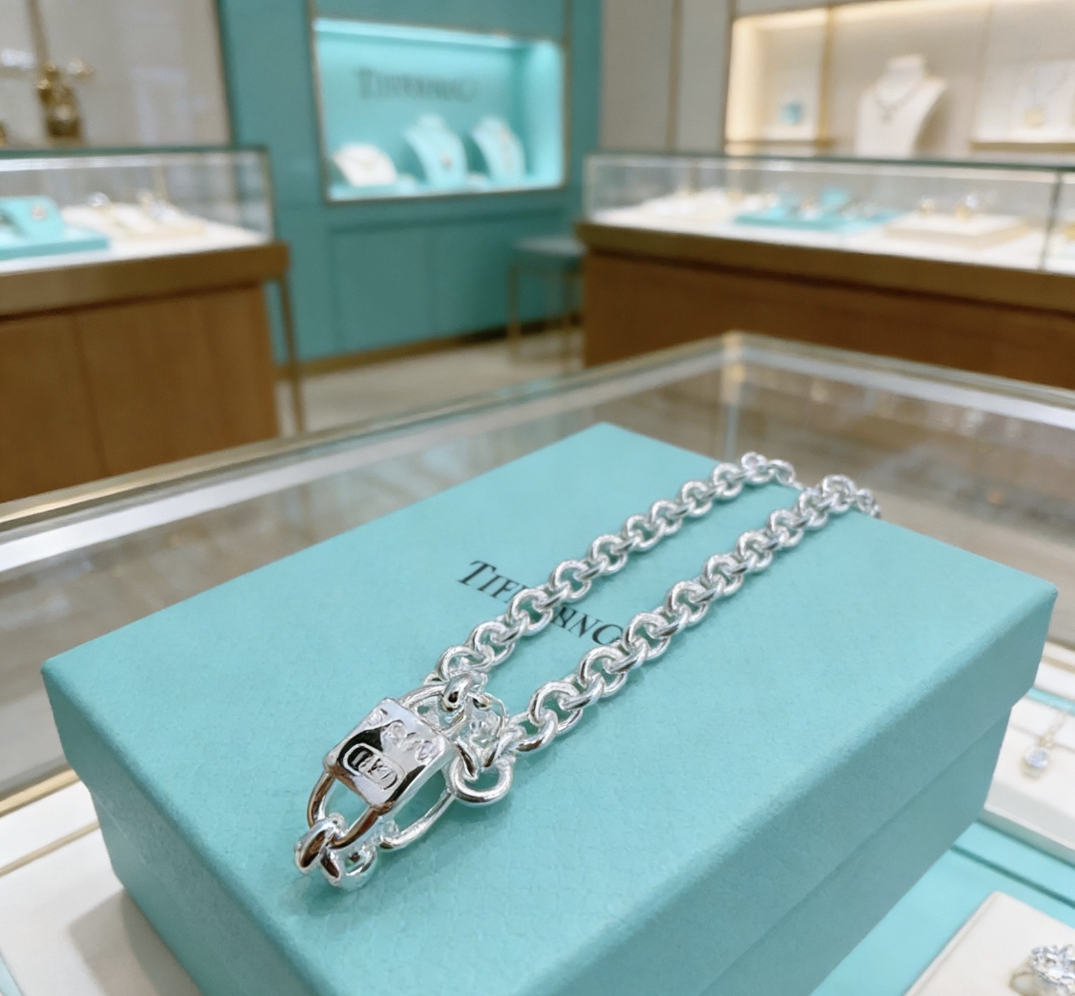 NO:766798,Tiffany & Co. necklace TIFFNY&CO. Counter Seiko silver version, the same style as the star, retro old style, original replica, purely handmade ~ authentic mold opening, trendy and fashionable must-have, can be worn by both men and women, same style for couples, rock punk silver style, trendy and versatile, same style as the official website (60cm), fine jewelry, tiffany, necklace19860909蒂芙尼项链TIFFNY&CO. 专柜精工银版本明星同款 复古做旧风 原版复刻 纯手工打造 ～正品开模潮流时尚必备 男女均可佩戴 情侣款同款 摇滚朋克银风格 潮流百搭 官网同款（60cm）,饰品精品,tiffany,necklace,Jewelry