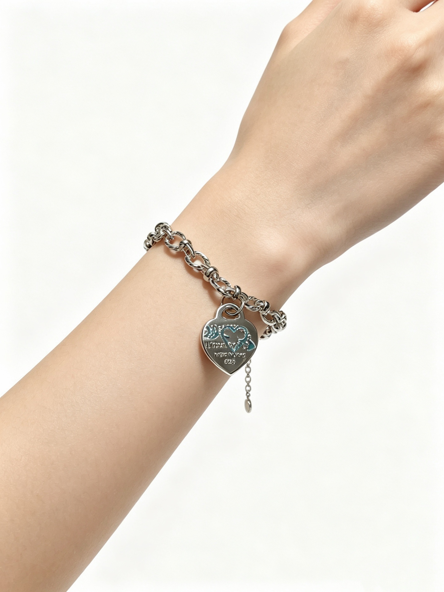 Accessories Style Accessories Accessories Accessories detail image 9 from source 780537