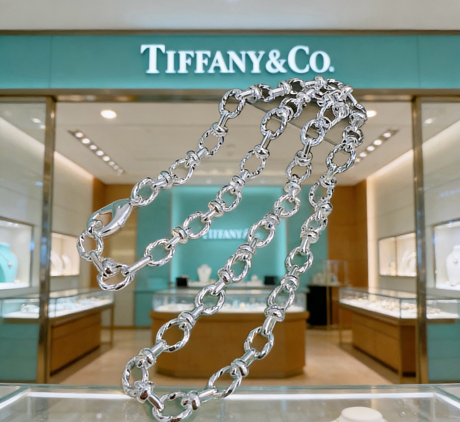 NO:819298,Authentic new Tiffany necklace TIFFNY&CO. Counter Seiko silver version same as star style Retro distressed style Original replica Purely handmade ~ Genuine open mold fashion essentials Can be worn by men and women Same style for couples Rock and punk silver style Trendy and versatile Same style as official website, boutique jewelry, tiffany, necklace19860909正品新款蒂芙尼项链 TIFFNY&CO. 专柜精工银版本明星同款 复古做旧风 原版复刻 纯手工打造 ～正品开模潮流时尚必备 男女均可佩戴 情侣款同款 摇滚朋克银风格 潮流百搭 官网同款,饰品精品,tiffany,necklace,Jewelry