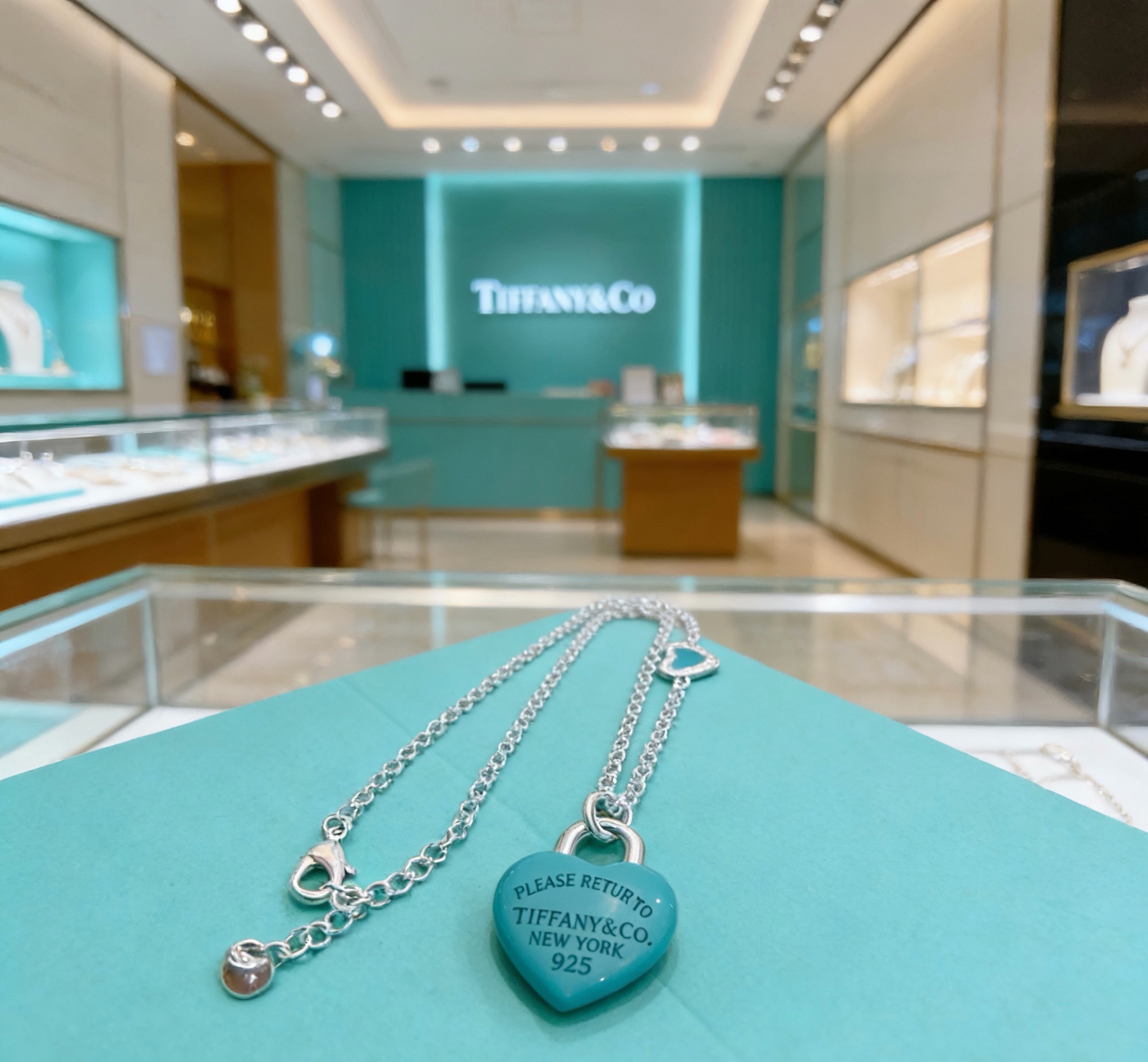 NO:819138,New Tiffany & Co. necklace TIFFNY&CO. Counter Seiko silver version, the same style as the star, retro old style, original replica, purely handmade ~ authentic mold opening, trendy and fashionable must-have, can be worn by both men and women, same style for couples, rock punk silver style, trendy and versatile, same style as the official website, boutique jewelry, tiffany, necklace19860909新款蒂芙尼项链TIFFNY&CO. 专柜精工银版本明星同款 复古做旧风 原版复刻 纯手工打造 ～正品开模潮流时尚必备 男女均可佩戴 情侣款同款 摇滚朋克银风格 潮流百搭 官网同款,饰品精品,tiffany,necklace,Jewelry