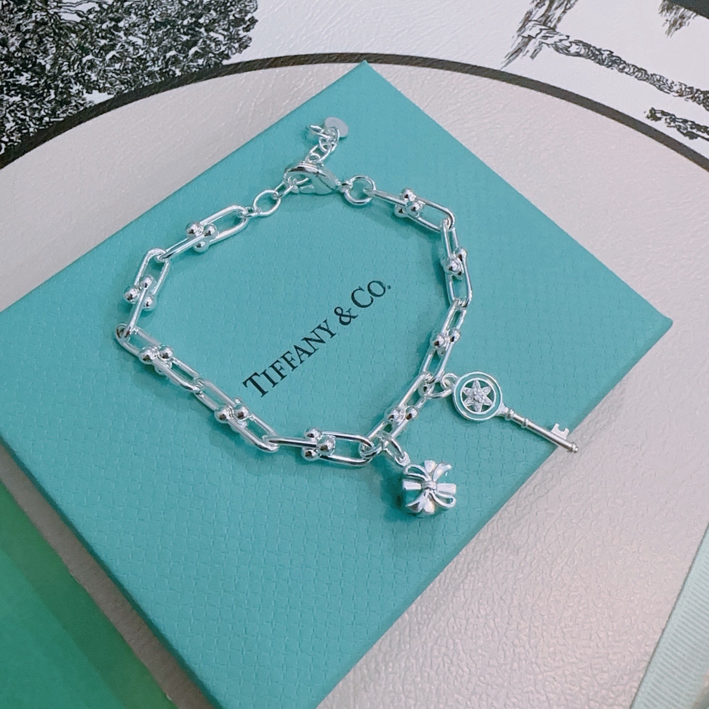 蒂芙尼🩵 TIFFNY&CO. 专柜精工银版本手链   明星同款 复古做旧风 原版复刻 纯手工打造 ～正