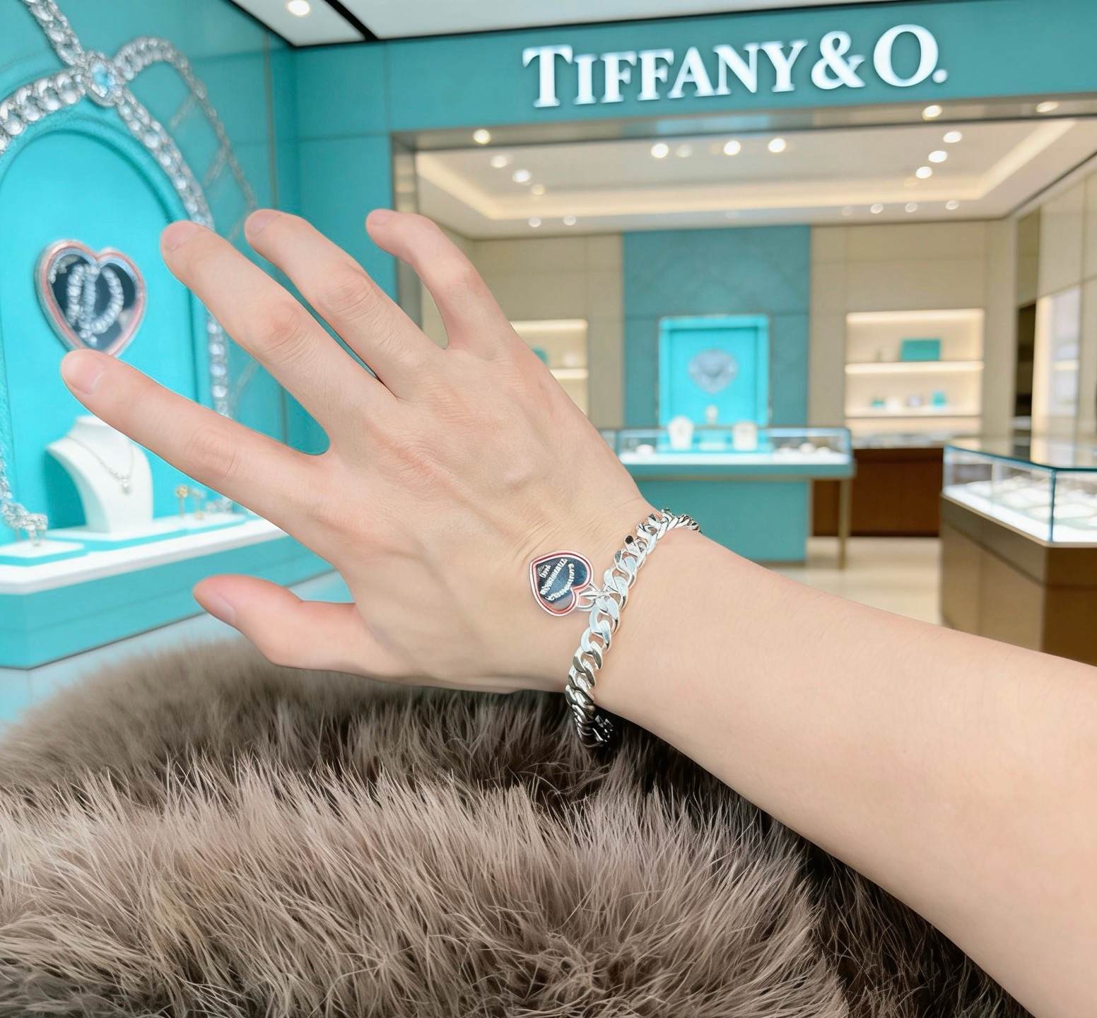 蒂芙尼手链🩵 TIFFNY&CO. 专柜精工银版本   明星同款 复古做旧风 原版复刻 纯手工打造 ～正