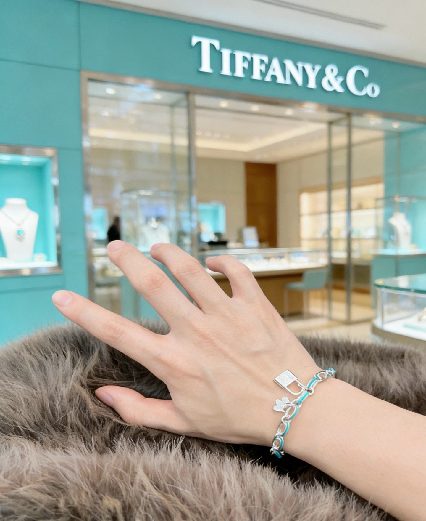 蒂芙尼手链🩵 TIFFNY&CO. 专柜精工银版本   明星同款 复古做旧风 原版复刻 纯手工打造 ～正