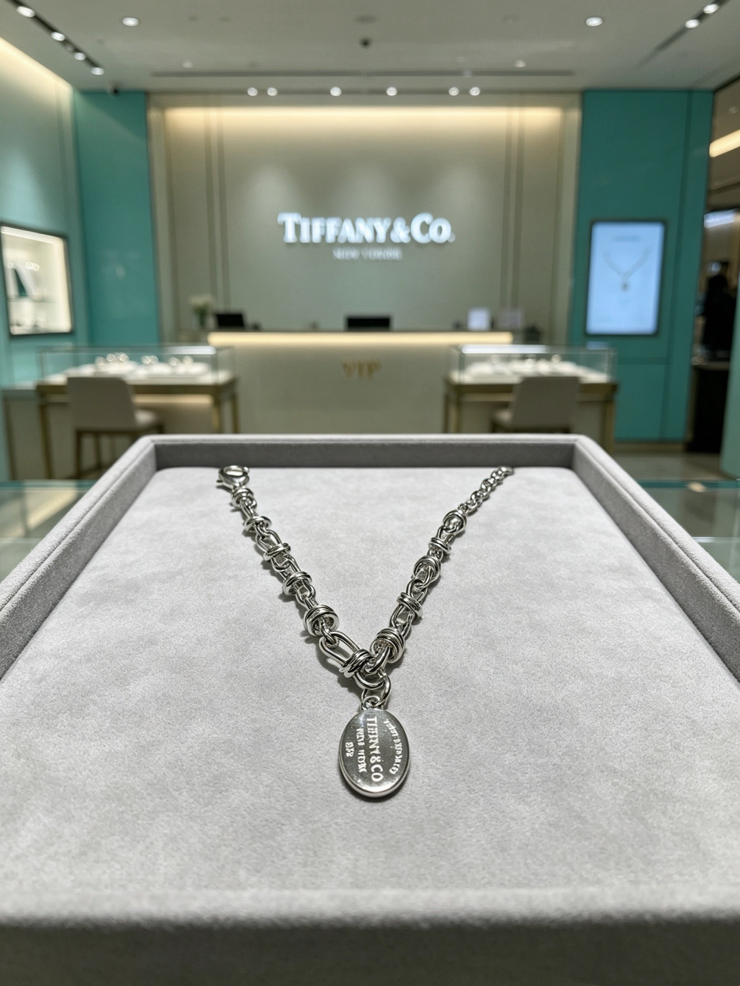 蒂芙尼手链🩵 TIFFNY&CO. 专柜精工银版本手链   明星同款 复古做旧风 原版复刻 纯手工打造 