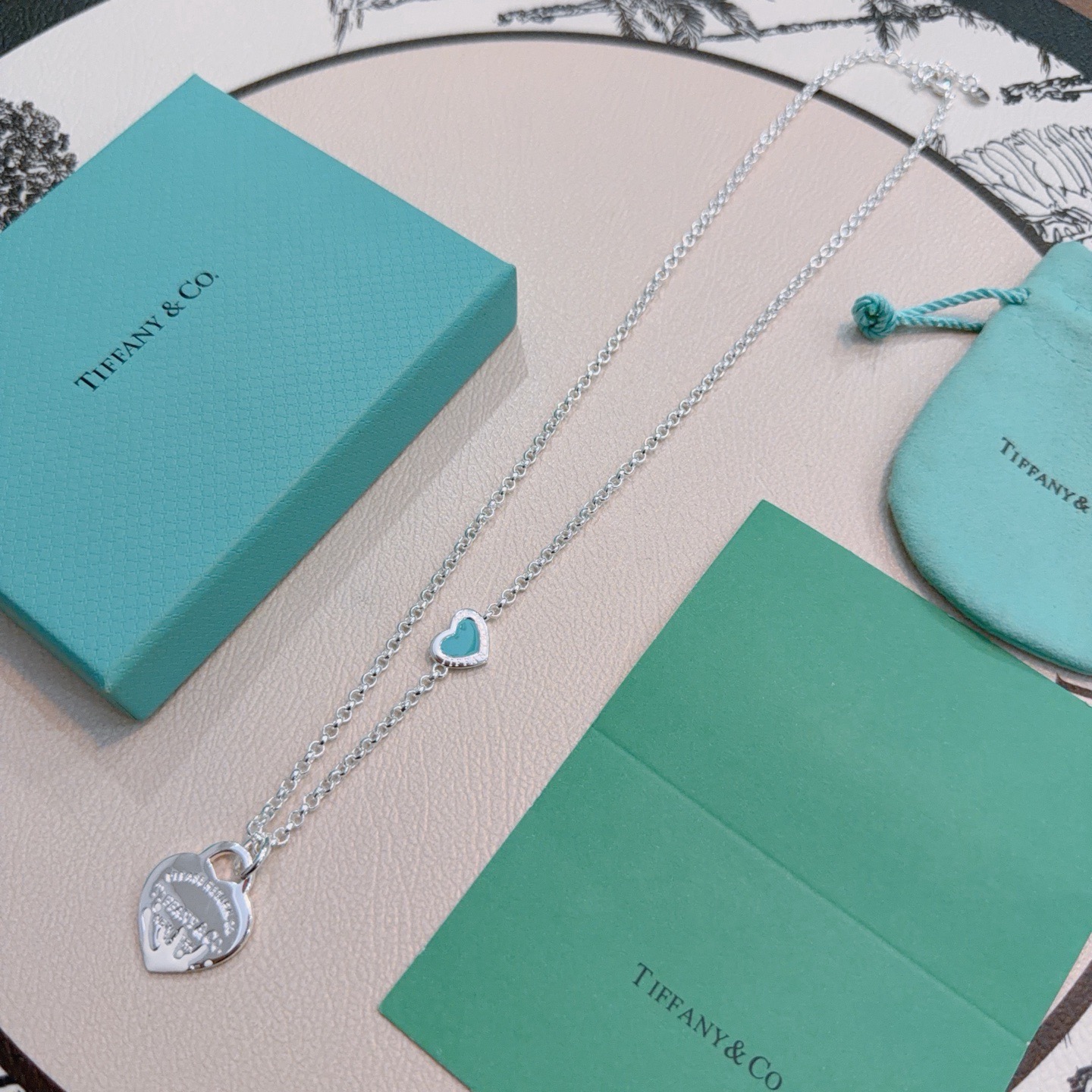 NO:861671,New Tiffany & Co. necklace TIFFNY&CO. Counter Seiko silver version, the same style as the star, retro old style, original replica, purely handmade ~ authentic mold opening, trendy and fashionable must-have, can be worn by both men and women, same style for couples, rock punk silver style, trendy and versatile, same style as the official website, boutique jewelry, tiffany, necklace19860909新款蒂芙尼项链TIFFNY&CO. 专柜精工银版本明星同款 复古做旧风 原版复刻 纯手工打造 ～正品开模潮流时尚必备 男女均可佩戴 情侣款同款 摇滚朋克银风格 潮流百搭 官网同款,饰品精品,tiffany,necklace,Jewelry