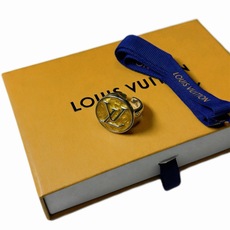 高品质路易威登LV戒指🇷🇼原单货🇷🇼专柜新款开模复古潮流时尚必备 男女均可佩戴 情侣款同款 摇滚朋克泰银 高品质路易威登LV戒指🇷🇼原单货🇷🇼专柜新款开模复古潮流时尚必备 男女均可佩戴 情侣款同款 摇滚朋克泰银