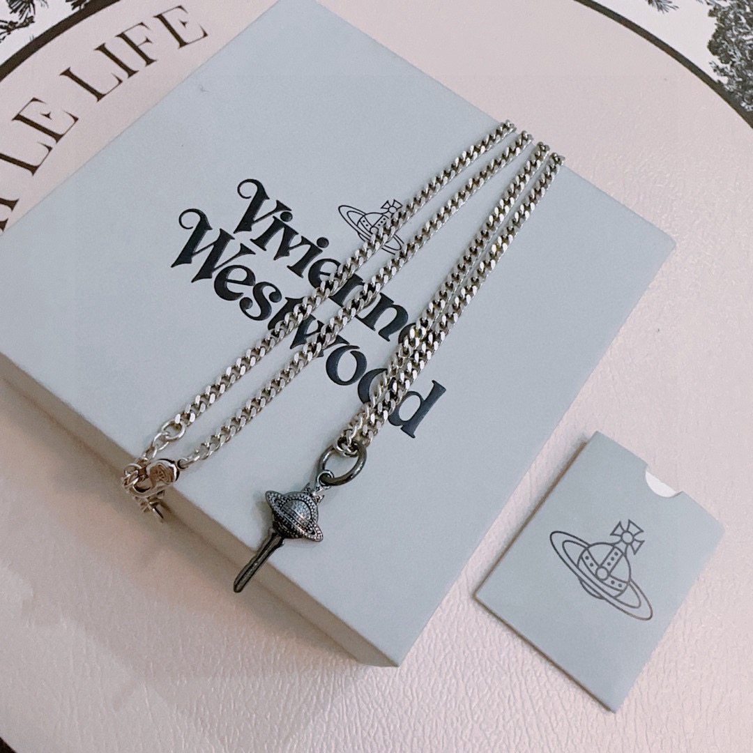 𝐕𝐢𝐯𝐢𝐞𝐧𝐧𝐞 𝐖𝐞𝐬𝐭𝐰𝐨𝐨𝐝🪐✨（45cm）高品质经典大土星项链男女同款项链vivienne we