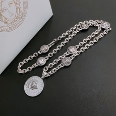 高品质范思哲项链美杜莎头像原单货专柜新款开模复古潮流时尚必备 男女均可佩戴 情侣款同款 摇滚朋克泰银风格 高品质范思哲项链美杜莎头像原单货专柜新款开模复古潮流时尚必备 男女均可佩戴 情侣款同款 摇滚朋克泰银风格