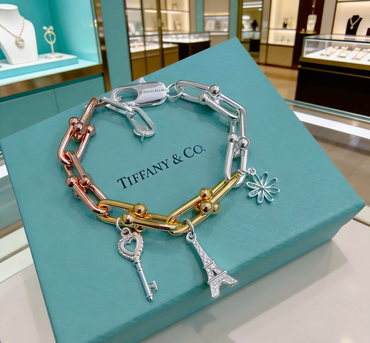 蒂芙尼手链🩵 TIFFNY&CO. 专柜精工银版本手链   明星同款 复古做旧风 原版复刻 纯手工打造 