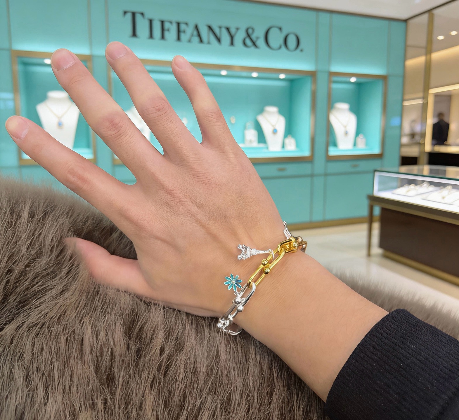 蒂芙尼手链🩵 TIFFNY&CO. 专柜精工银版本手链   明星同款 复古做旧风 原版复刻 纯手工打造 