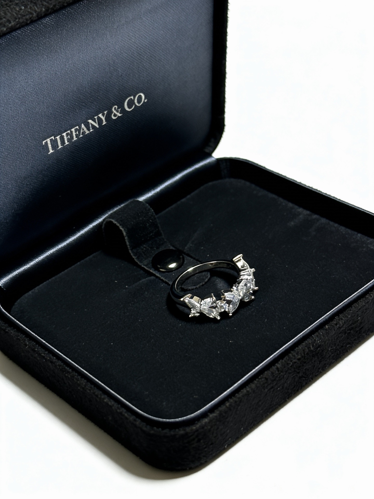 💘Tiffany 蒂芙尼戒指 ✨简约大气百搭 潮流单品 全新升级版 戒指码数（678）💓V金镀铂金层 原