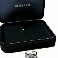 💘Tiffany 蒂芙尼戒指 ✨简约大气百搭 潮流单品 全新升级版 开口戒指(可调节)💓V金镀铂金层 原 💘Tiffany 蒂芙尼戒指 ✨简约大气百搭 潮流单品 全新升级版 开口戒指(可调节)💓V金镀铂金层 原