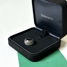 💘Tiffany 蒂芙尼戒指 ✨简约大气百搭 潮流单品 全新升级版 开口戒指(可调节)💓V金镀铂金层 原 💘Tiffany 蒂芙尼戒指 ✨简约大气百搭 潮流单品 全新升级版 开口戒指(可调节)💓V金镀铂金层 原