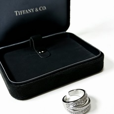💘Tiffany 蒂芙尼戒指 ✨简约大气百搭 潮流单品 全新升级版 开口戒指(可调节)💓V金镀铂金层 原 💘Tiffany 蒂芙尼戒指 ✨简约大气百搭 潮流单品 全新升级版 开口戒指(可调节)💓V金镀铂金层 原