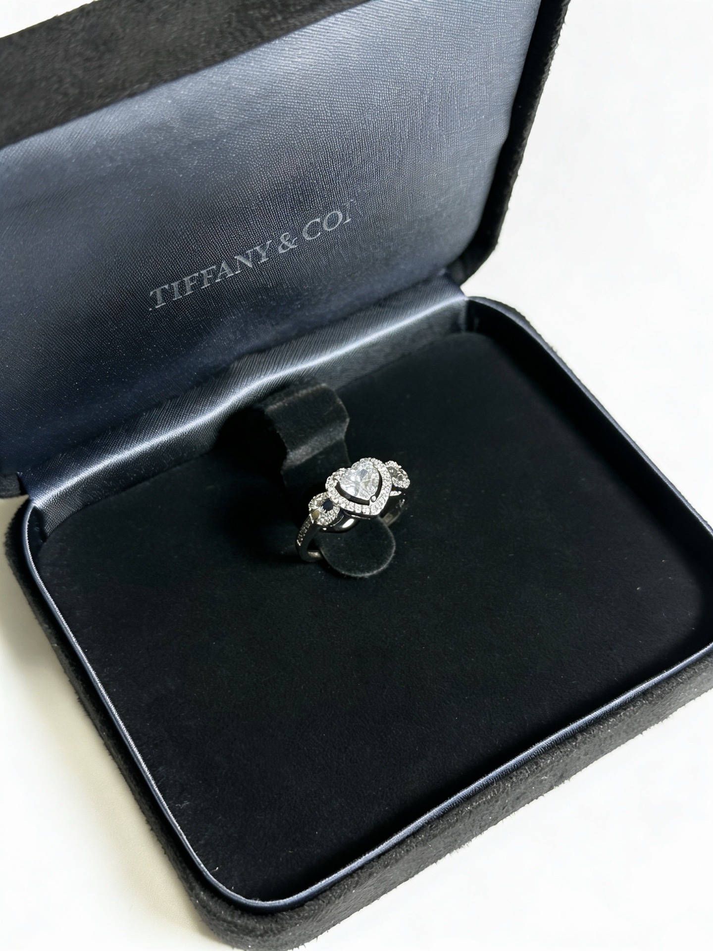 💘Tiffany 蒂芙尼戒指 ✨简约大气百搭 潮流单品 全新升级版 戒指码数（678）💓V金镀铂金层 原