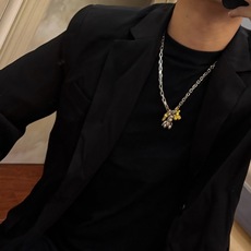 路易威登 LV项链🇷🇼原单货🇷🇼专柜新款开模复古潮流时尚必备 男女均可佩戴 情侣款同款 摇滚朋克泰银风格 路易威登 LV项链🇷🇼原单货🇷🇼专柜新款开模复古潮流时尚必备 男女均可佩戴 情侣款同款 摇滚朋克泰银风格