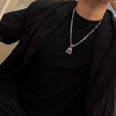 路易威登 LV项链🇷🇼原单货🇷🇼专柜新款开模复古潮流时尚必备 男女均可佩戴 情侣款同款 摇滚朋克泰银风格 路易威登 LV项链🇷🇼原单货🇷🇼专柜新款开模复古潮流时尚必备 男女均可佩戴 情侣款同款 摇滚朋克泰银风格