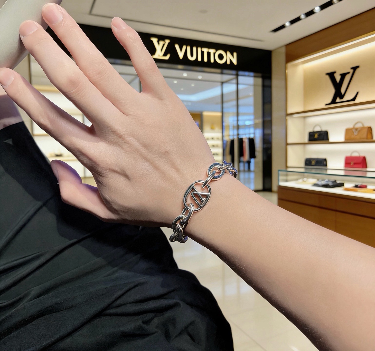 路易威登 Louis Vuitton 传世高定珠宝耳环项链戒指首饰 #A0663224 7