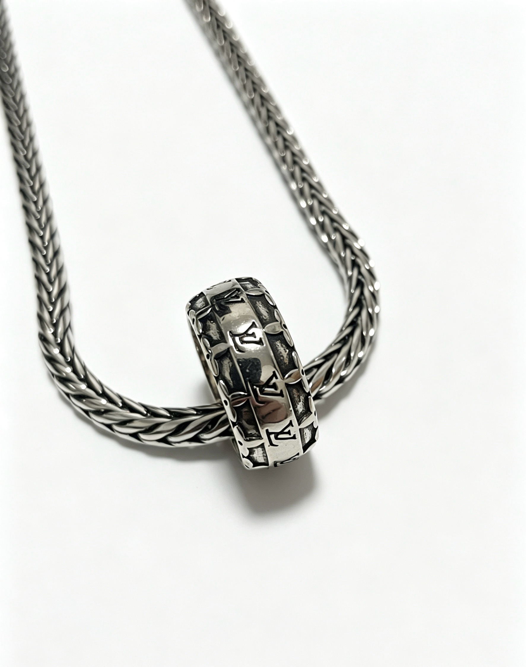 Louis Vuitton Haute Joaillerie Fine Jewelry Earrings Necklace Ring 4