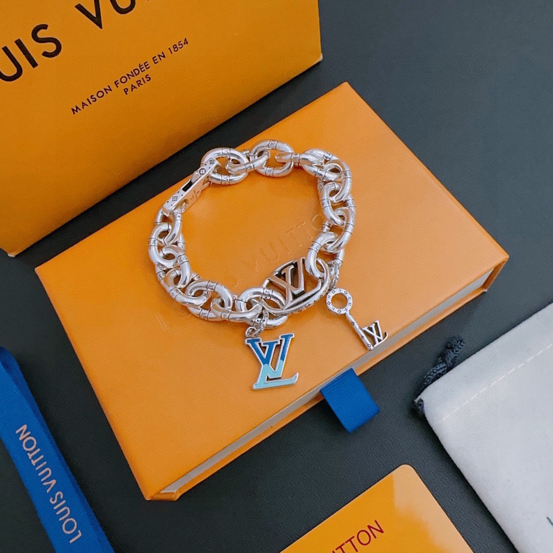 Louis Vuitton Haute Joaillerie Fine Jewelry Earrings Necklace Ring Ref 5
