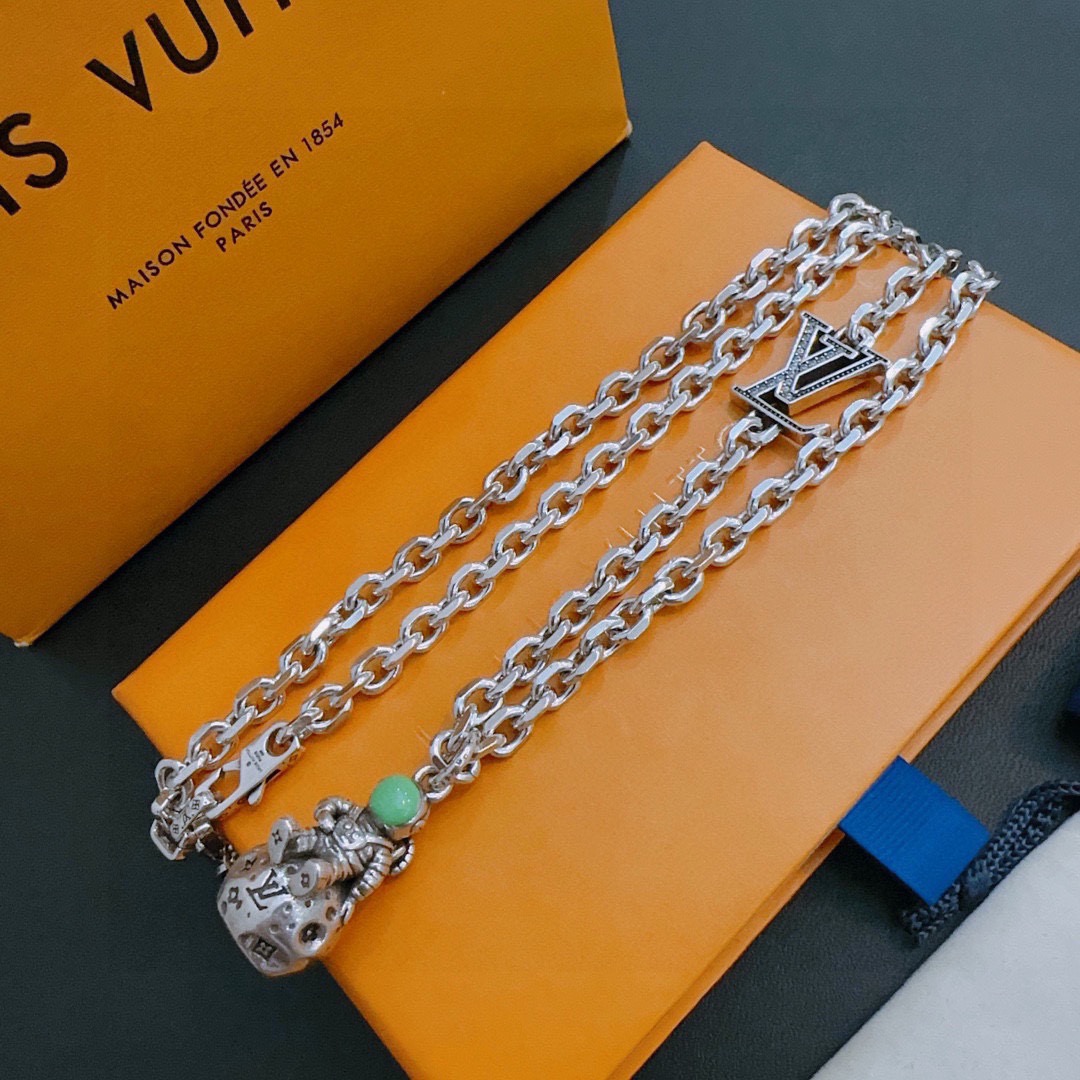 Louis Vuitton Haute Joaillerie Fine Jewelry Earrings Necklace Ring 3