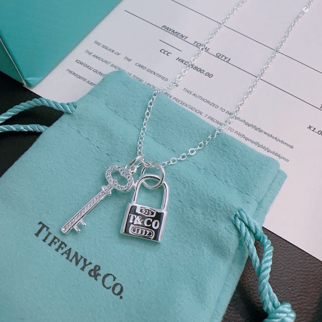 Tiffany & Co Haute Couture Haute Couture Ready-to-Wear Clothing Dress 3