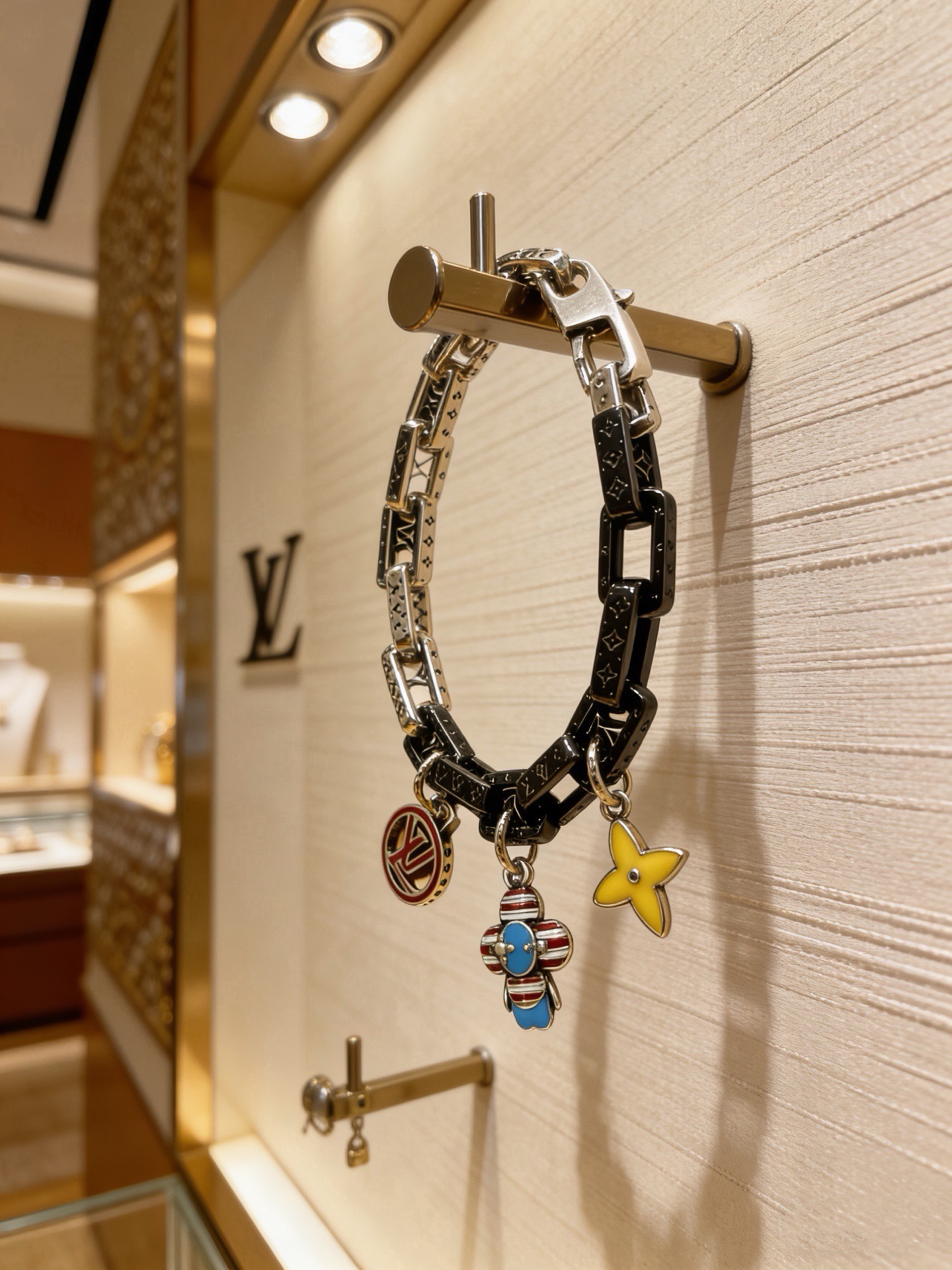 路易威登 Louis Vuitton 传世高定珠宝耳环项链戒指首饰 #AE005556 3