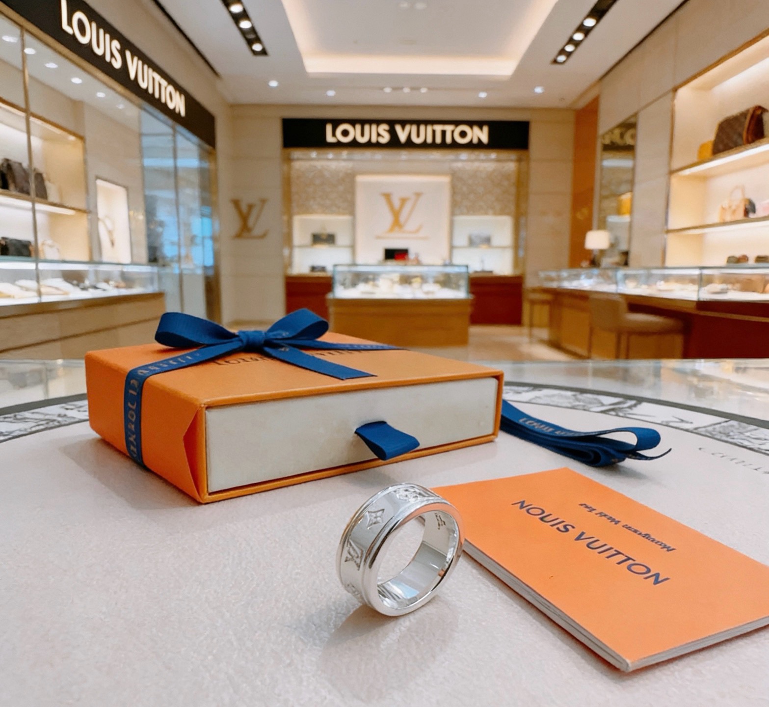 Louis Vuitton Haute Maroquinerie Luxury Leather Bag Handbag Ref 9