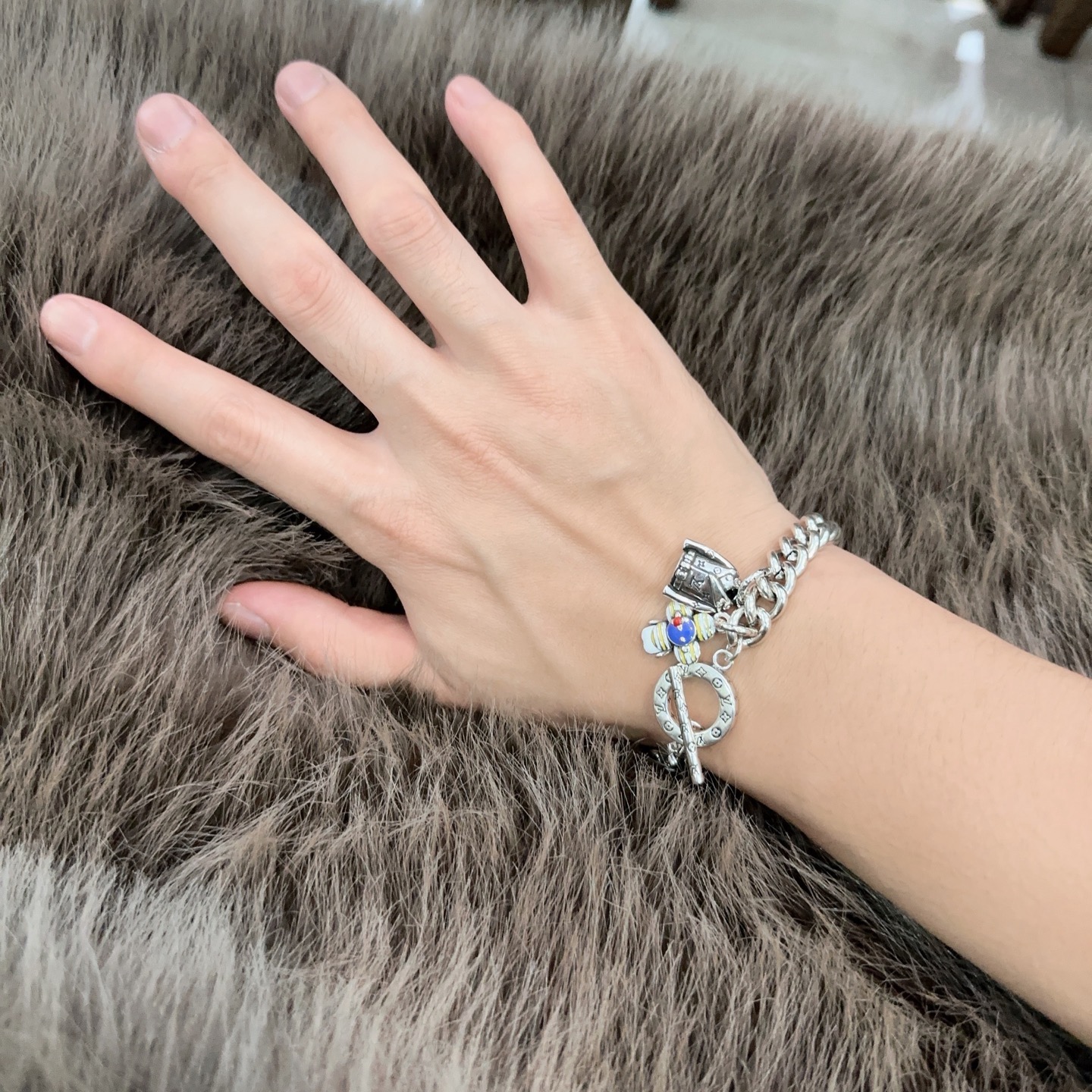 路易威登 Louis Vuitton 传世高定珠宝耳环项链戒指首饰 #E7164F32 9