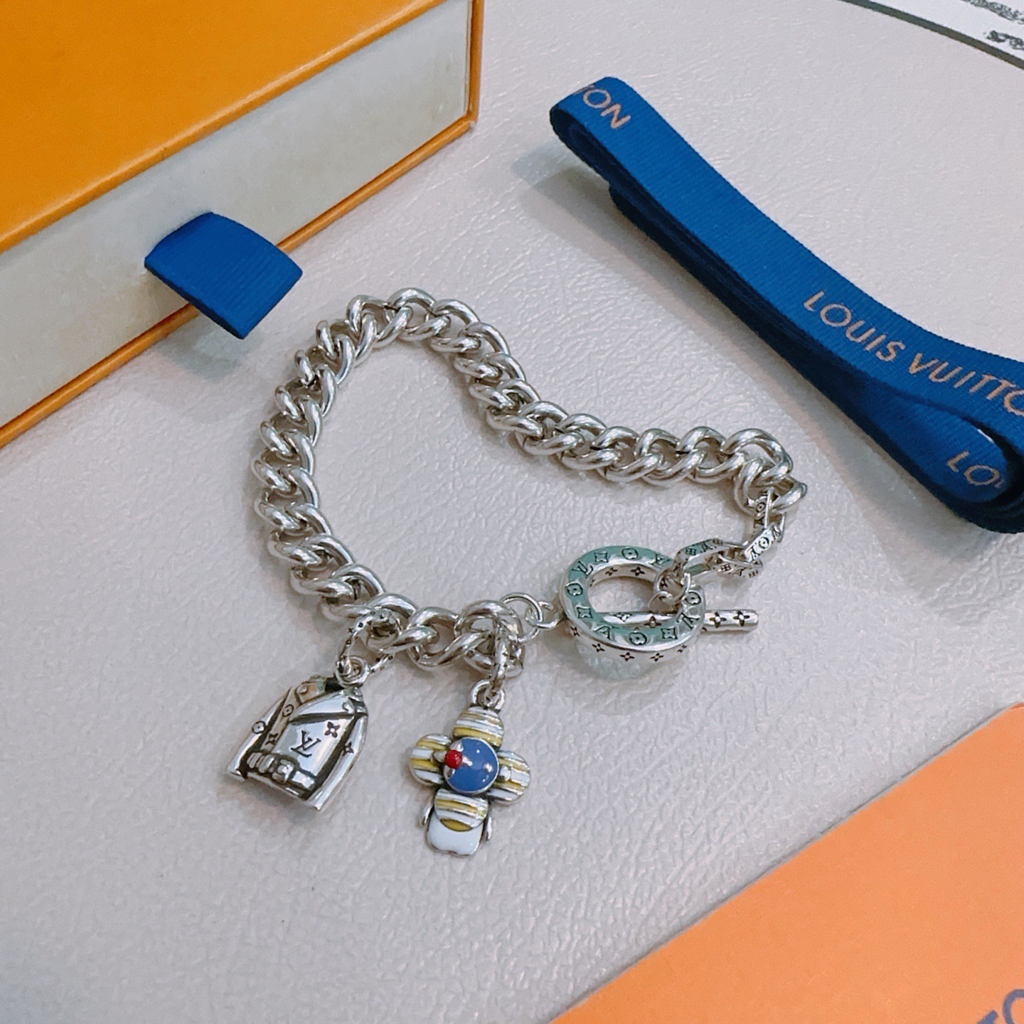 路易威登 Louis Vuitton 传世高定珠宝耳环项链戒指首饰 #E7164F32 5