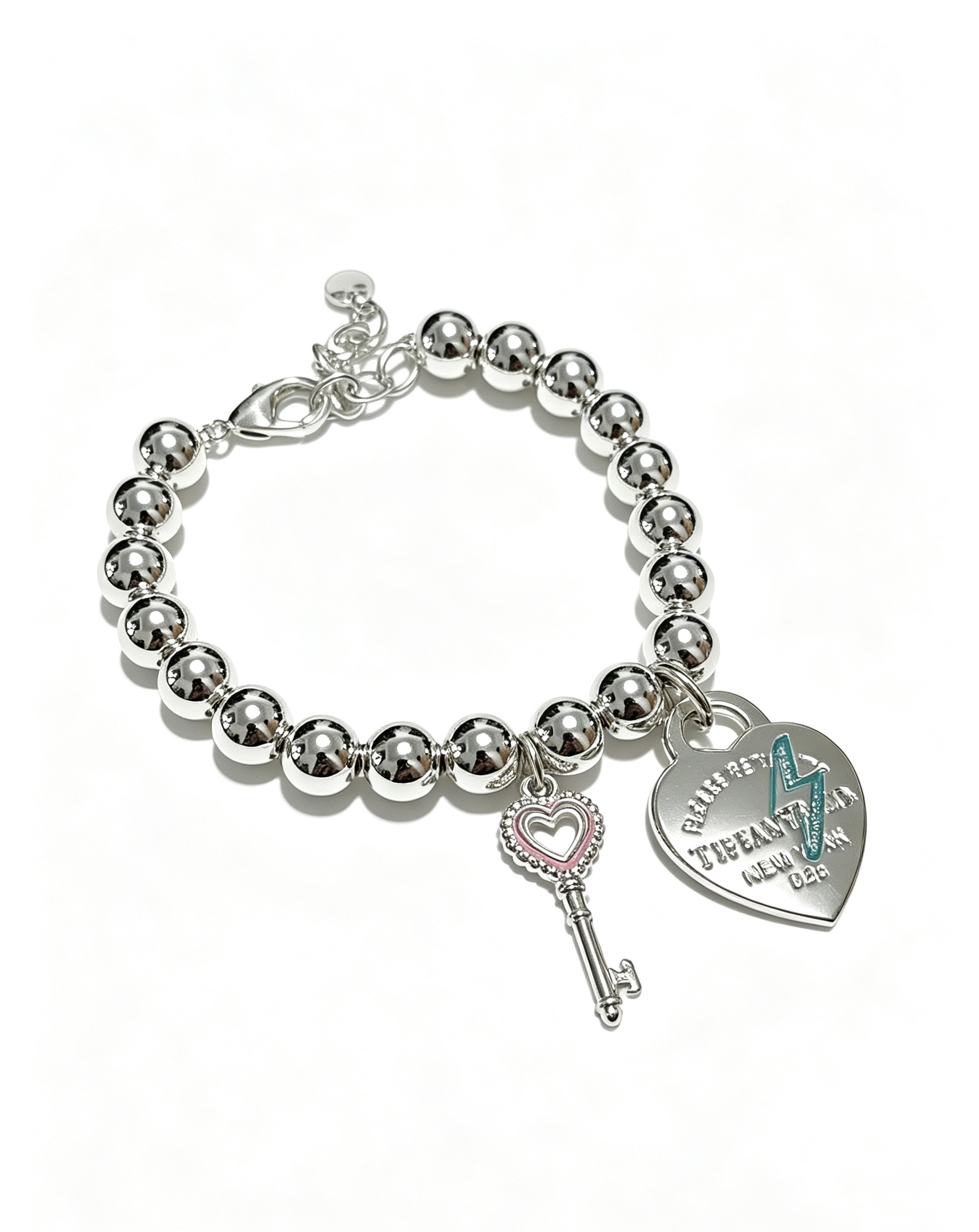 NO:896215,Genuine new Tiffany bracelet TIFFNY&CO. Counter Seiko silver version Same style as the star Retro style Original replica Purely handmade Genuine open mold trendy and fashionable must-have Can be worn by both men and women Same style for couples Rock and punk silver style Trendy and versatile Same style as the official website, boutique jewelry, tiffany, bracelet19860909正品新款蒂芙尼手链 TIFFNY&CO. 专柜精工银版本 明星同款 复古做旧风 原版复刻 纯手工打造 正品开模潮流时尚必备 男女均可佩戴 情侣款同款 摇滚朋克银风格 潮流百搭 官网同款,饰品精品,tiffany,bracelet,Jewelry