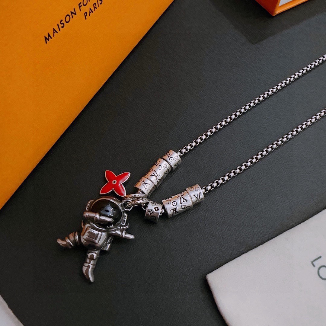 Louis Vuitton Haute Joaillerie Fine Jewelry Earrings Necklace Ring 5
