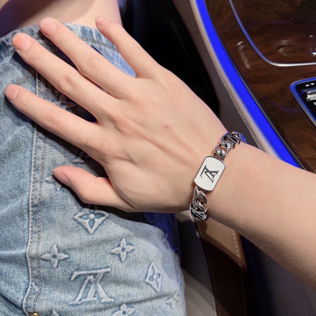 路易威登 Louis Vuitton 传世高定珠宝耳环项链戒指首饰 #699C607E 9
