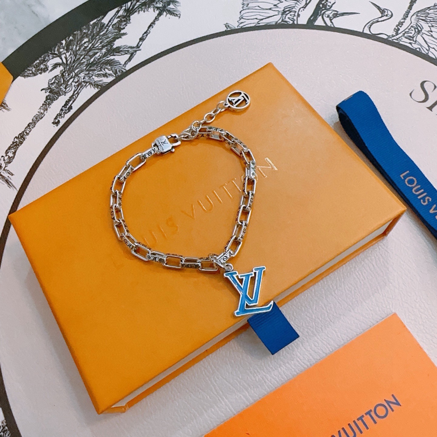 Louis Vuitton Haute Joaillerie Fine Jewelry Earrings Necklace Ring Ref 4
