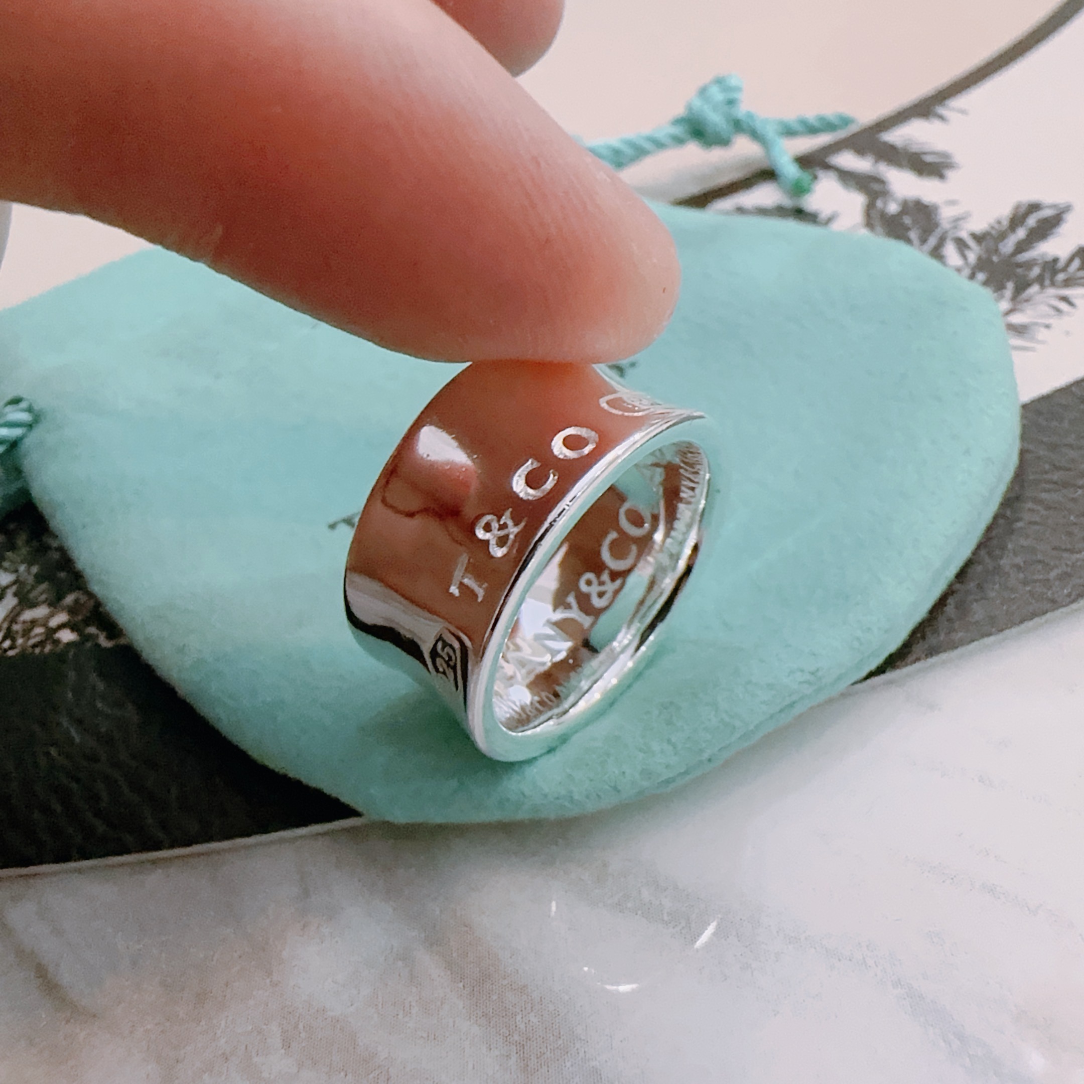 Tiffany 蒂芙尼戒指 ✨简约大气百搭 潮流单品 全新升级版 戒指码数(67891011)V金镀铂金层 非常不错的款式推荐这款 8