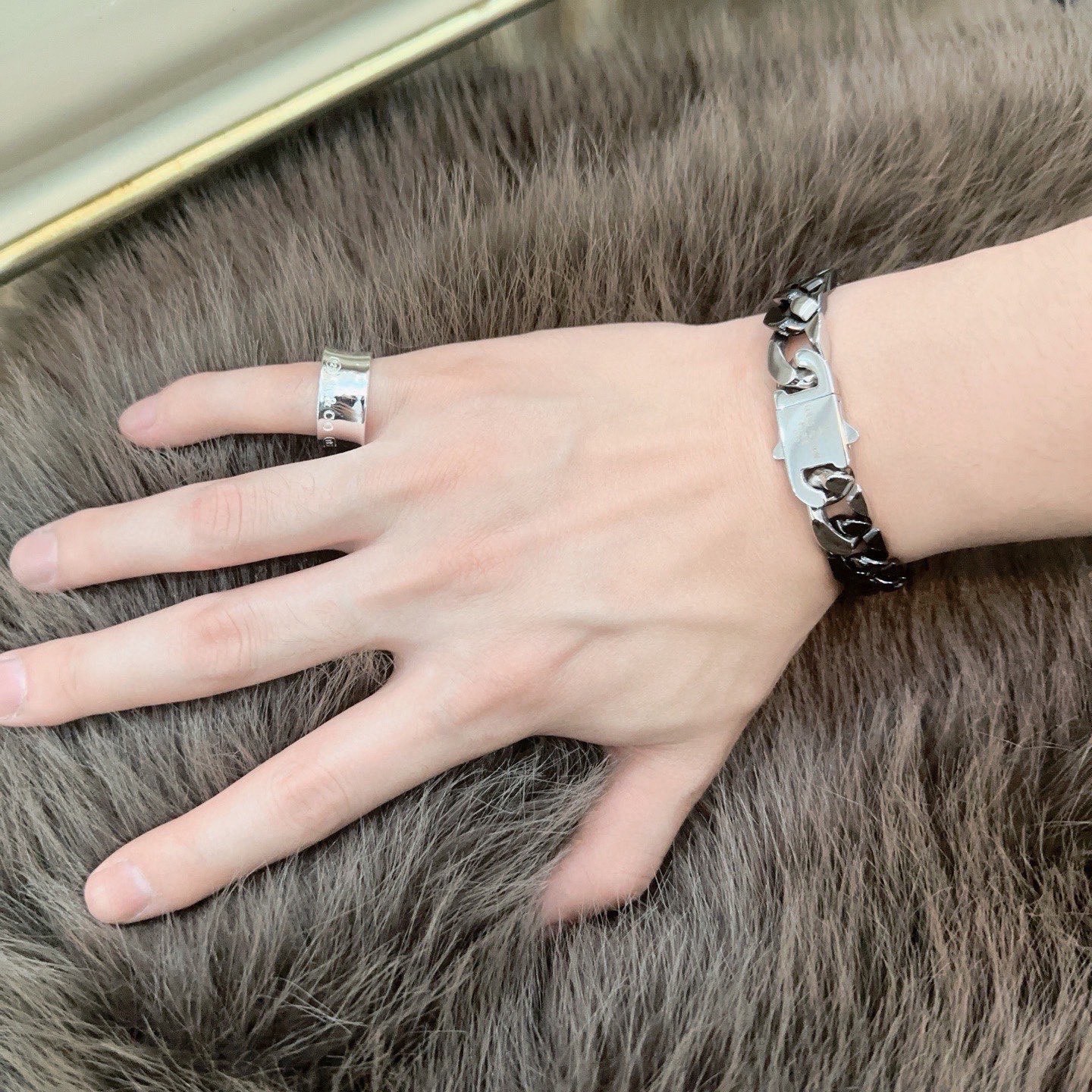 Tiffany 蒂芙尼戒指 ✨简约大气百搭 潮流单品 全新升级版 戒指码数(67891011)V金镀铂金层 非常不错的款式推荐这款 6