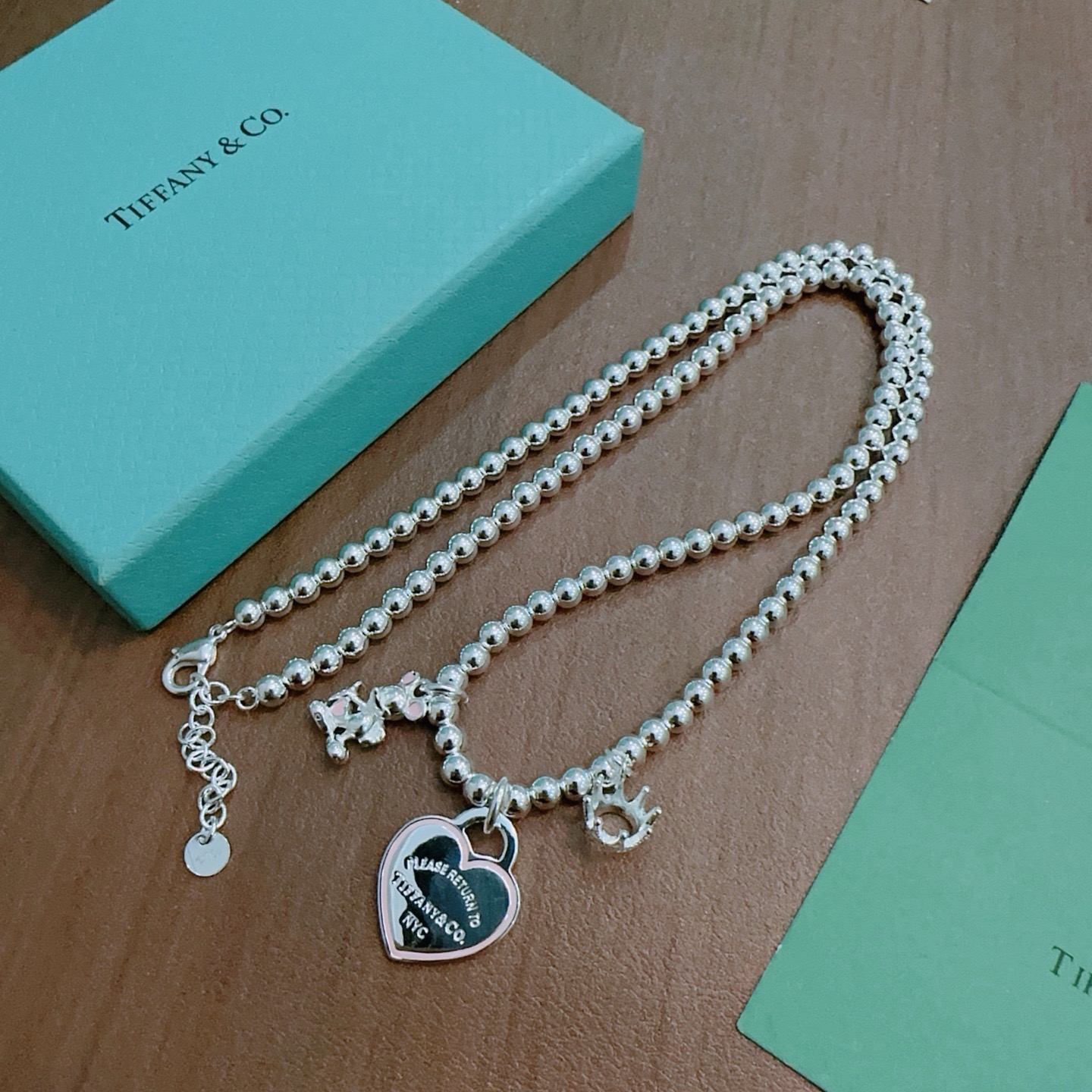 NO:922820,Tiffany & Co. Necklace TIFFNY&CO. Counter Seiko silver version, the same style as the star, retro old style, original replica, purely handmade ~ authentic mold opening, trendy and fashionable must-have, can be worn by both men and women, same style for couples, rock punk silver style, trendy and versatile, same style as the official website, boutique jewelry, tiffany, necklace19860909蒂芙尼项链 TIFFNY&CO. 专柜精工银版本明星同款 复古做旧风 原版复刻 纯手工打造 ～正品开模潮流时尚必备 男女均可佩戴 情侣款同款 摇滚朋克银风格 潮流百搭 官网同款,饰品精品,tiffany,necklace,Jewelry